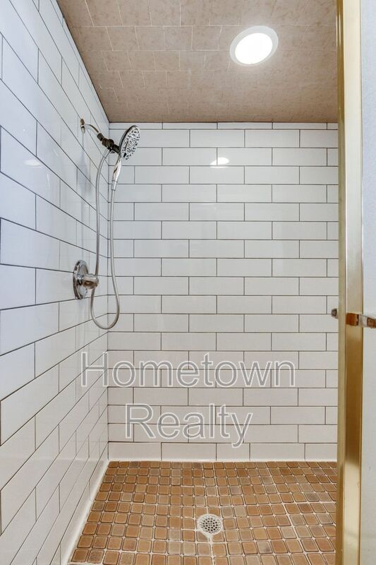 Building Photo - 13308 Marsh Ln