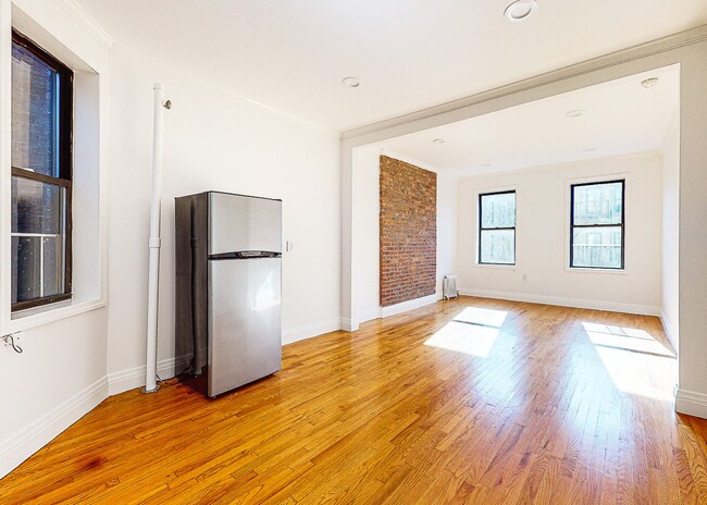 Building Photo - West 147th Street