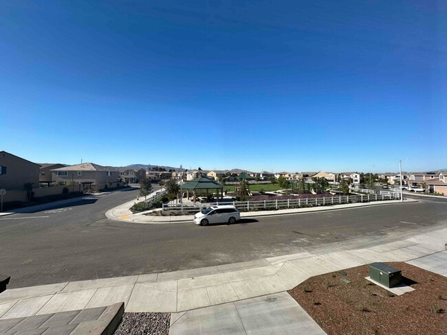 Building Photo - 1716 Mardi Gras Ln