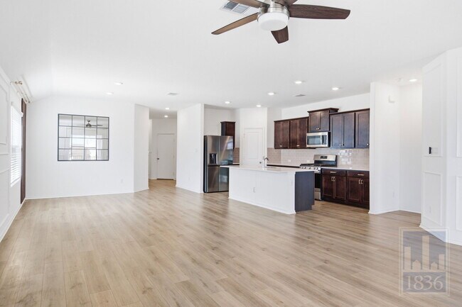 Building Photo - 5913 Toscana Trace