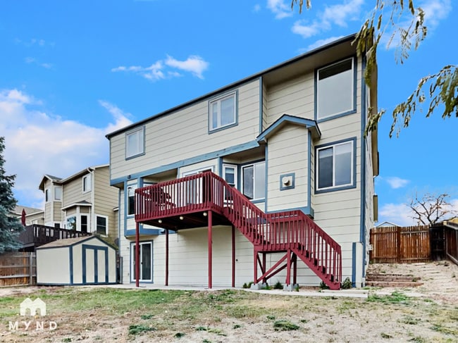 Building Photo - 6065 Fescue Dr