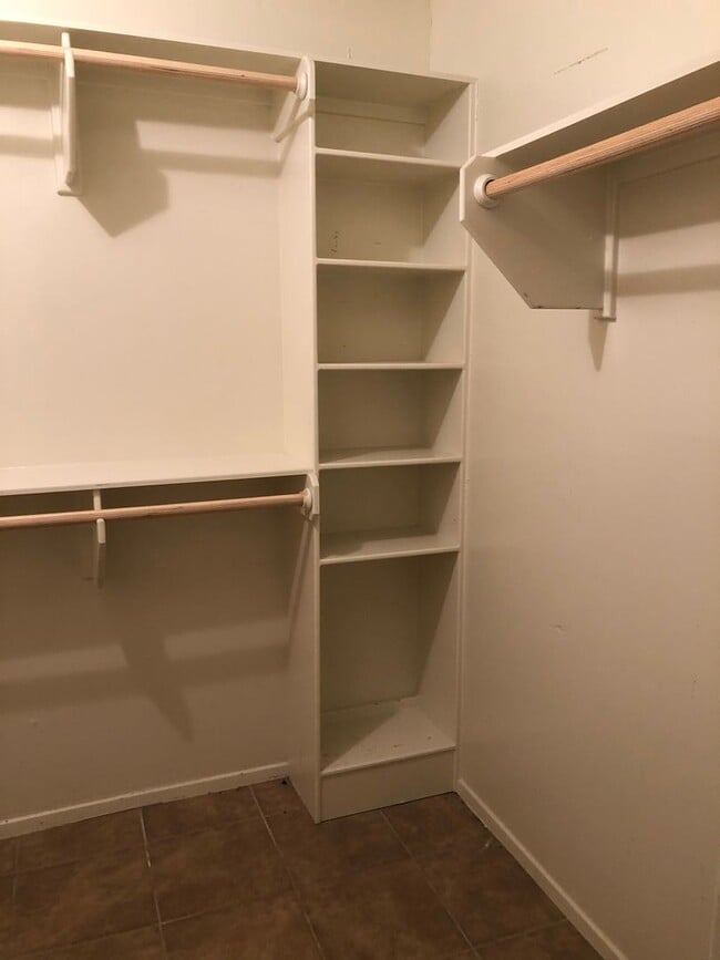 Building Photo - 2603PR