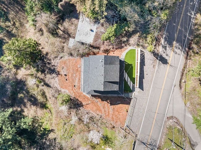 Building Photo - Freshly Remodeled Stunner Perched on the H...