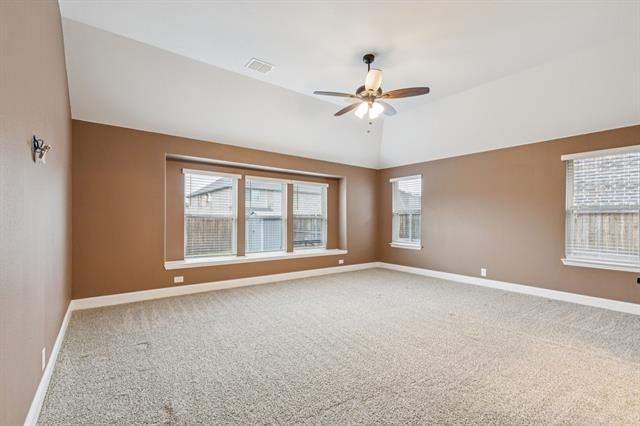 Building Photo - 300 Navo Rd