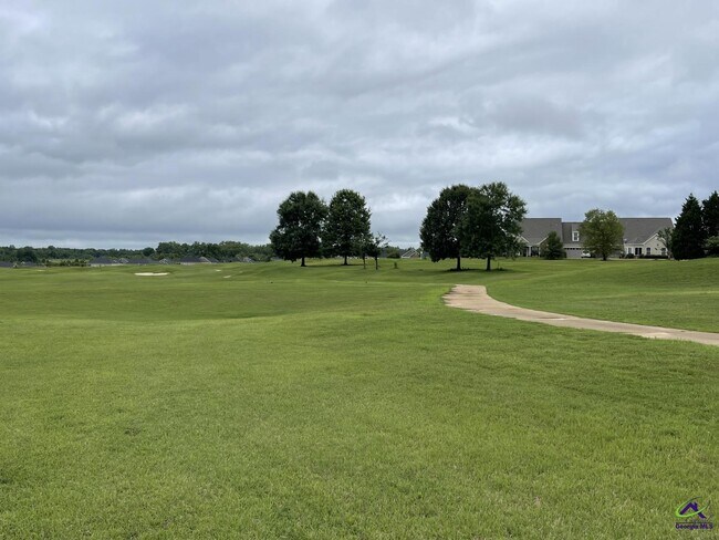 Building Photo - 200 S Houston Springs Blvd