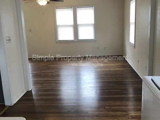Building Photo - 509 W Tonhawa St