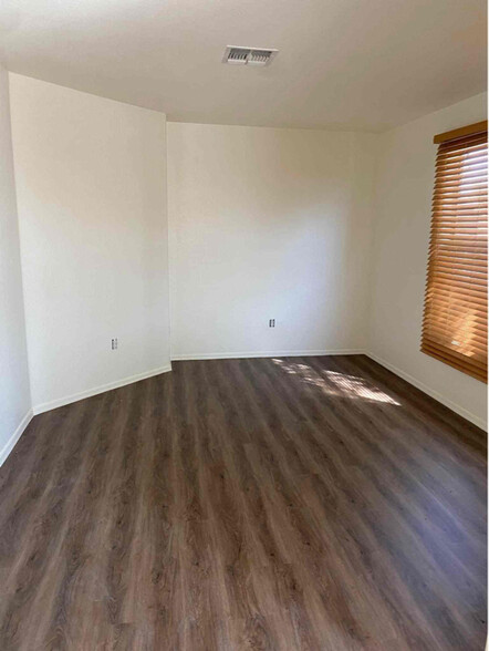 Building Photo - 13278 E Alley Spring Dr