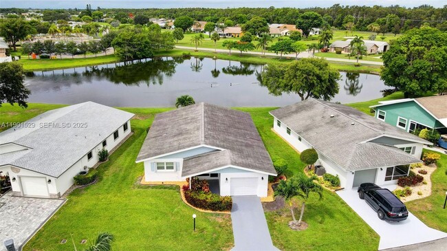 Building Photo - 3810 Rowena Cir