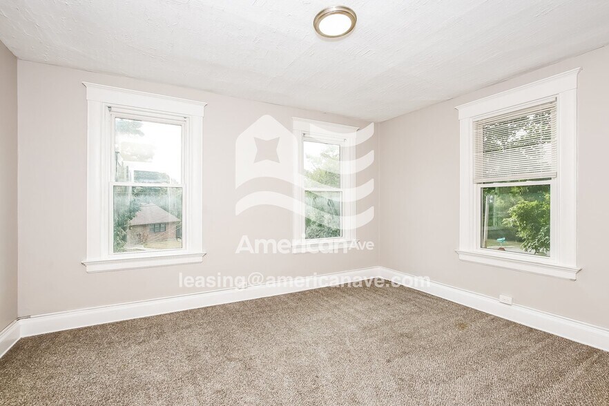 Building Photo - 4001 Herron Ave