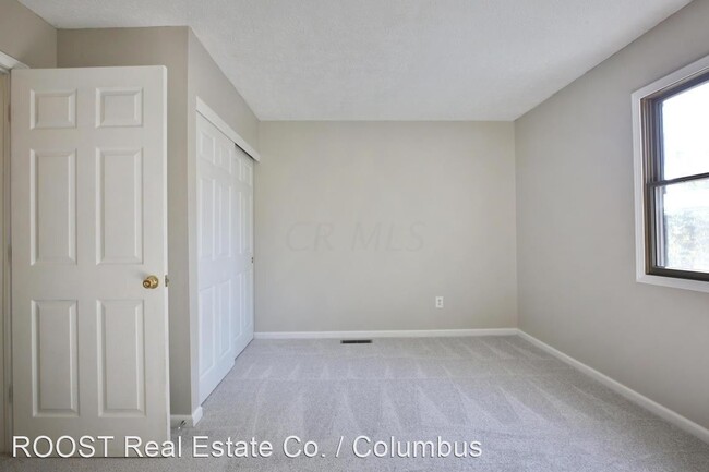 Building Photo - 2 br, 1.5 bath House - 5643 Great Woods Blvd