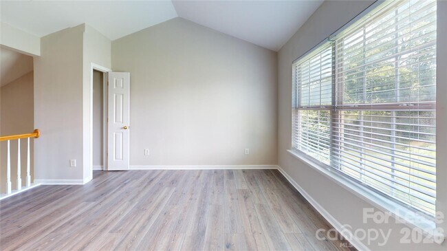 Building Photo - 10131 Ballyclare Ct
