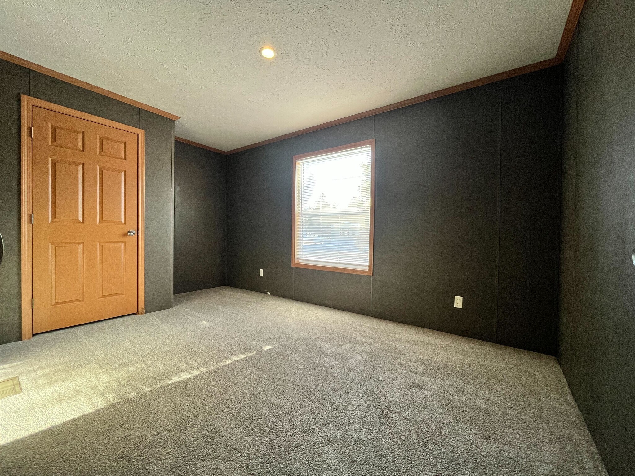 Building Photo - 1428 Georgia St