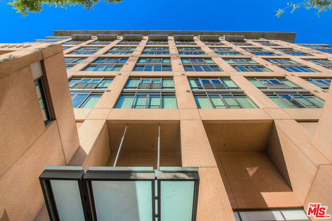 Building Photo - 1111 S Grand Ave