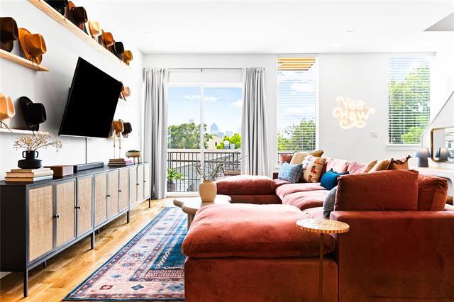 Building Photo - 1906 Annex Ave