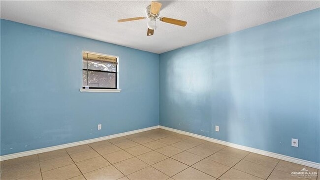 Building Photo - 8 E Champion St