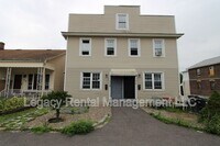 Building Photo - 508 E Diamond Ave