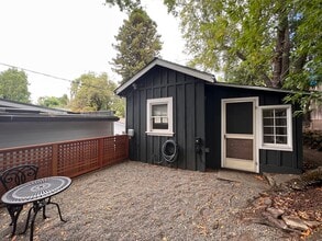 Building Photo - CHARMING STUDIO COTTAGE HOME WITH PRIVATE YARD