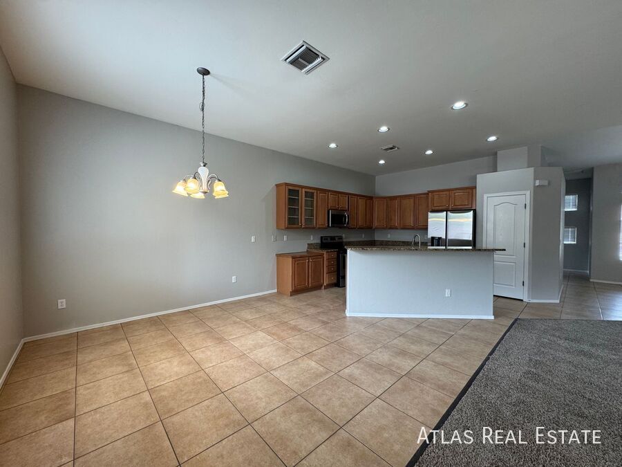 Building Photo - 4228 E Stony Meadow Dr