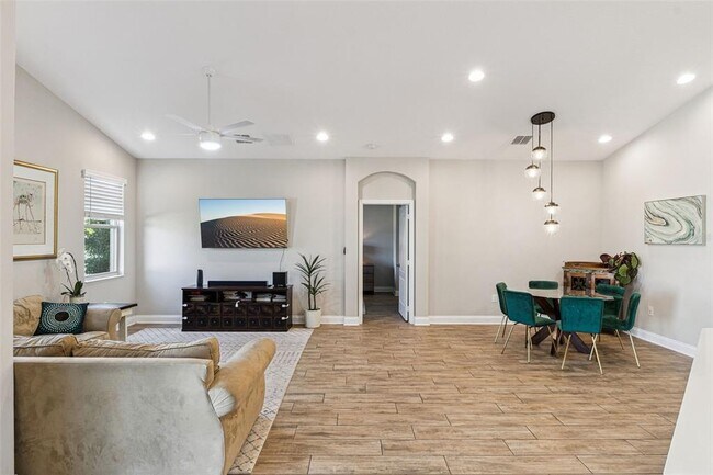 Building Photo - 13314 Serene Valley Dr