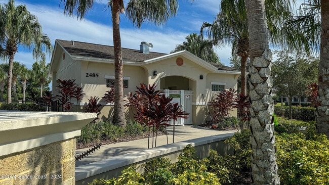 Building Photo - 2713 Rodina Dr
