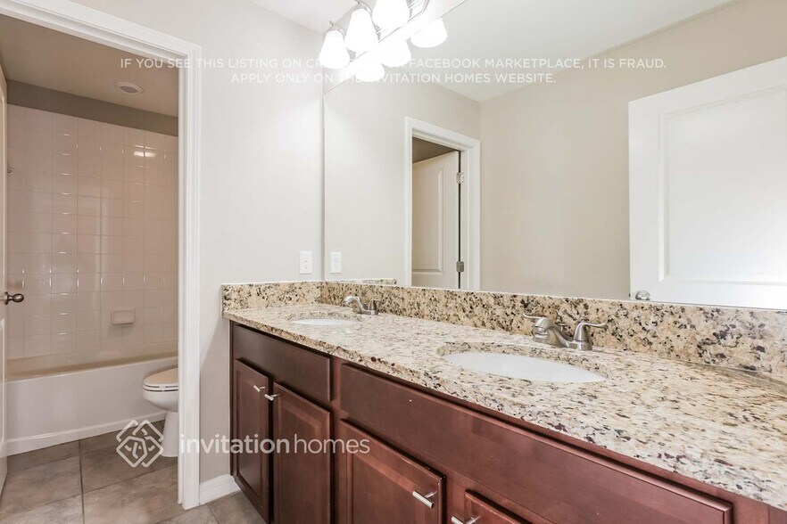 Building Photo - 8939 Shadyside Ln