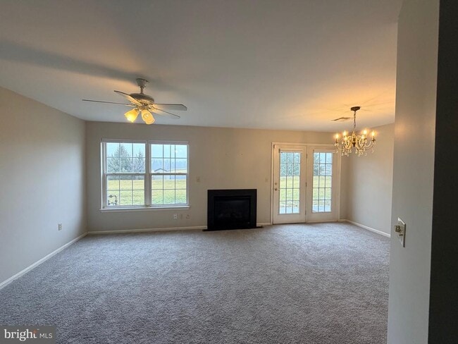 Building Photo - 156 Sparrow Rd