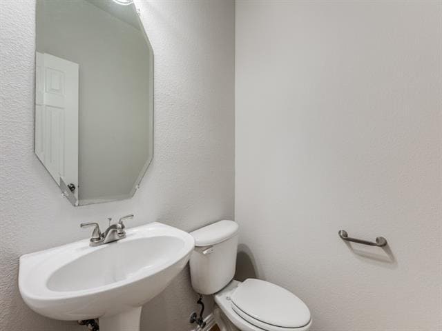 Building Photo - 2728 Tangerine Ln