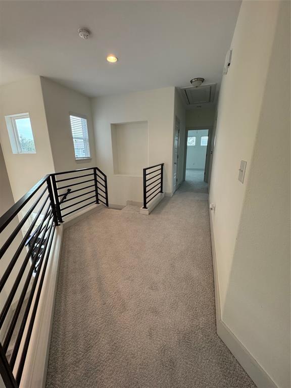 Building Photo - 7301 Oberon St