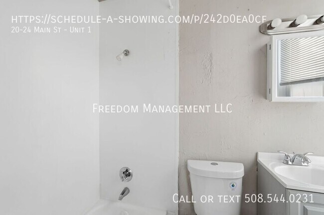 Building Photo - 20-24 Main St-Unit 1