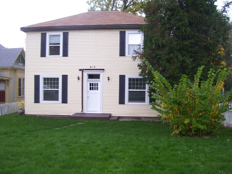 front - 615 E Krall St