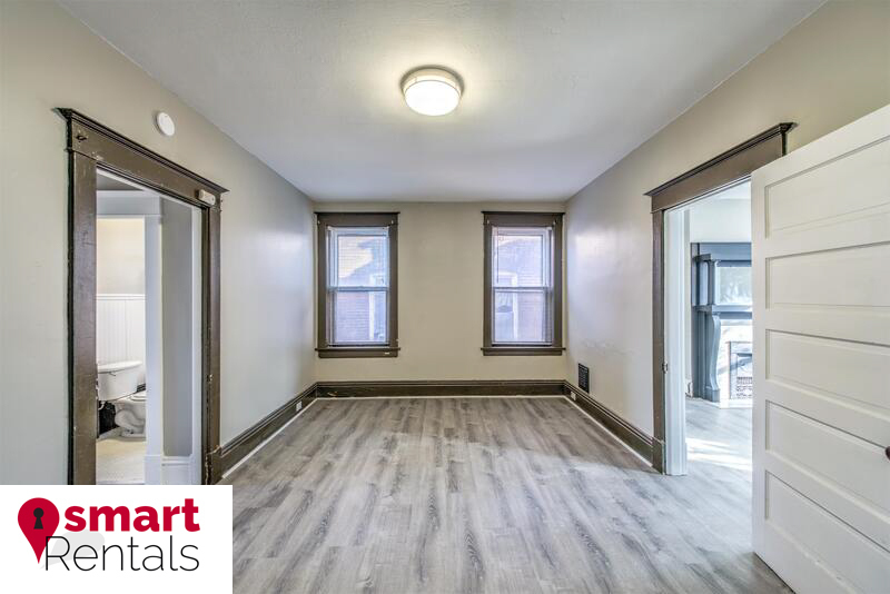 Building Photo - 4065 Botanical Ave