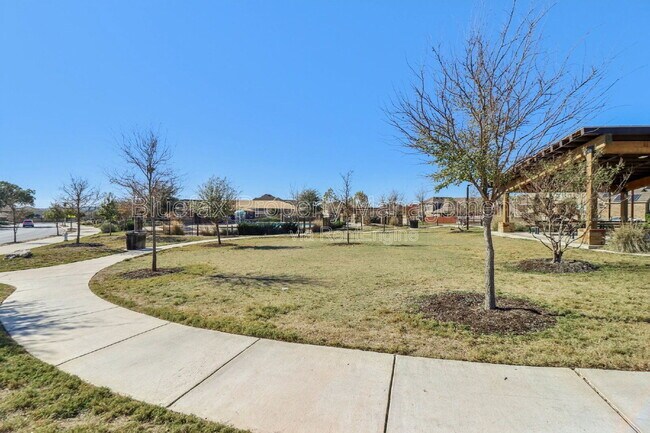 Building Photo - 10208 High Noon Dr