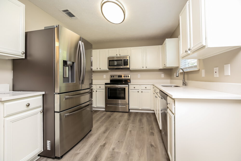 Building Photo - 5625 Dory Dr