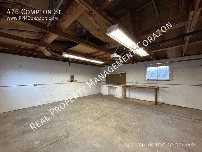 Building Photo - Located in Lemmon Valley Single wide , 2 B...