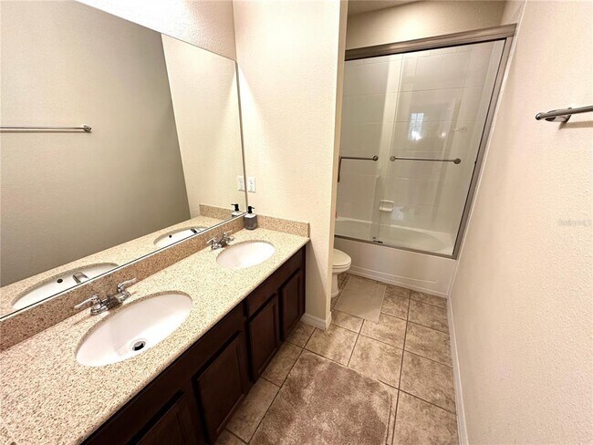 Building Photo - 8636 Chilton Dr