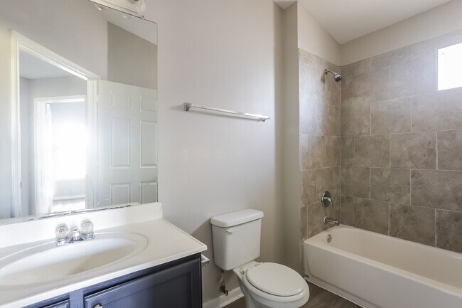 Building Photo - 7712 Sign St