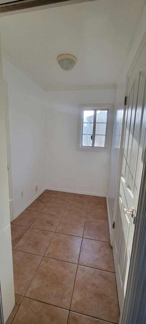 Building Photo - Single Story 3 Bedroom Home in Spring Valley