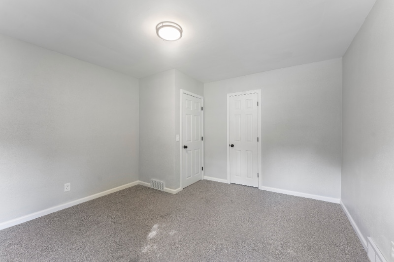 Building Photo - 3510 E Heights St SE