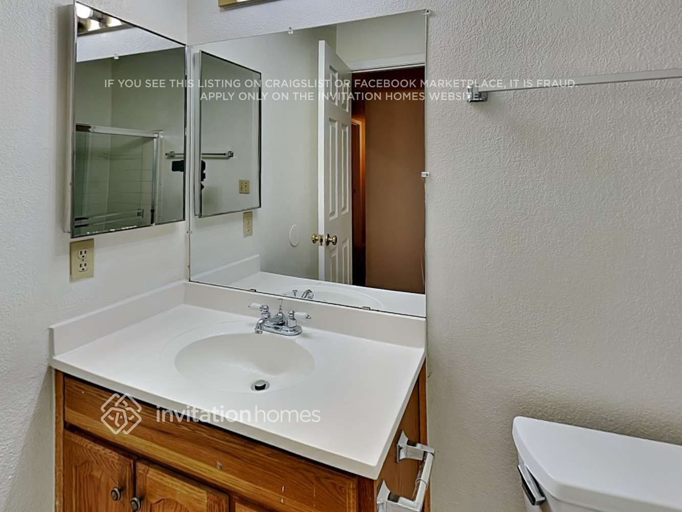 Building Photo - 4932 W McRae Way