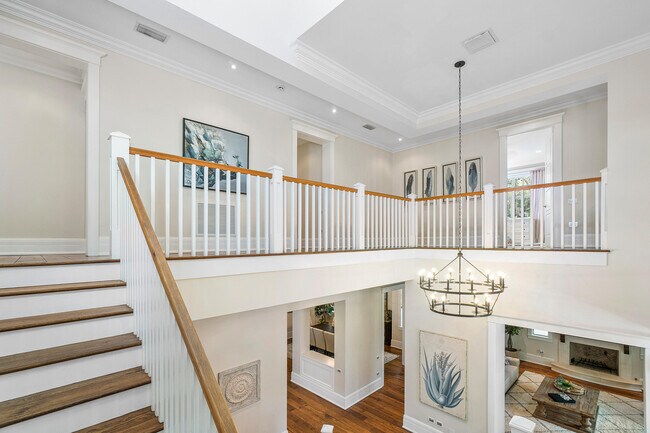 Building Photo - 16356 Bridlewood Cir