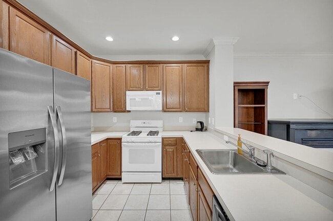 Building Photo - 104 Pebble Brook Dr