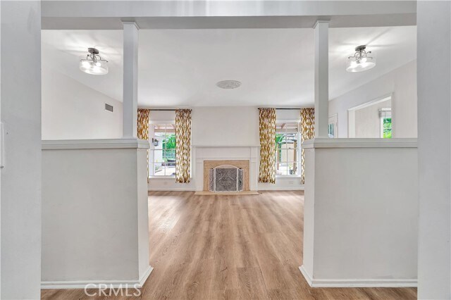 Building Photo - 5835 Jumilla Ave