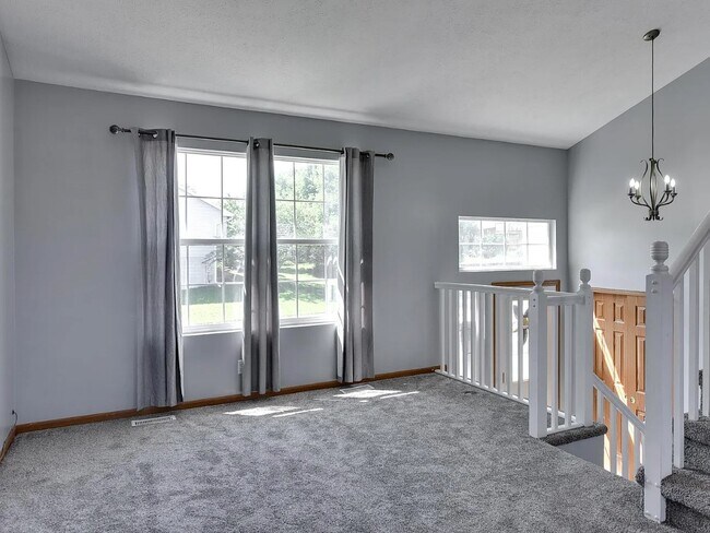 Building Photo - 7910 Redick Ave