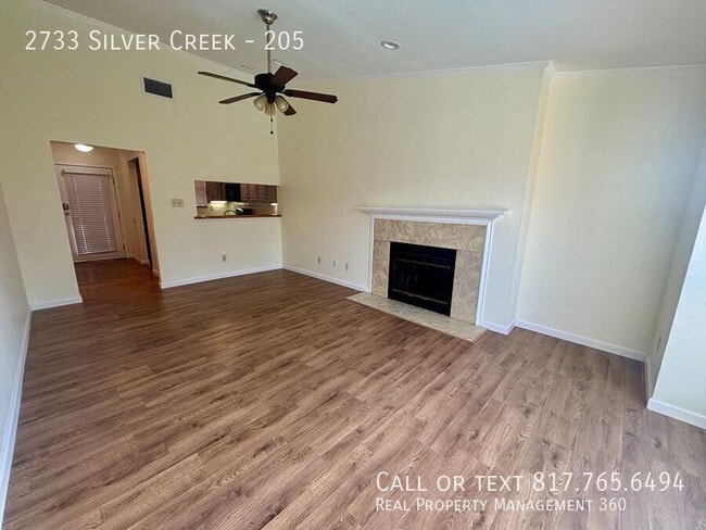 Building Photo - 2733 Silver Creek Dr