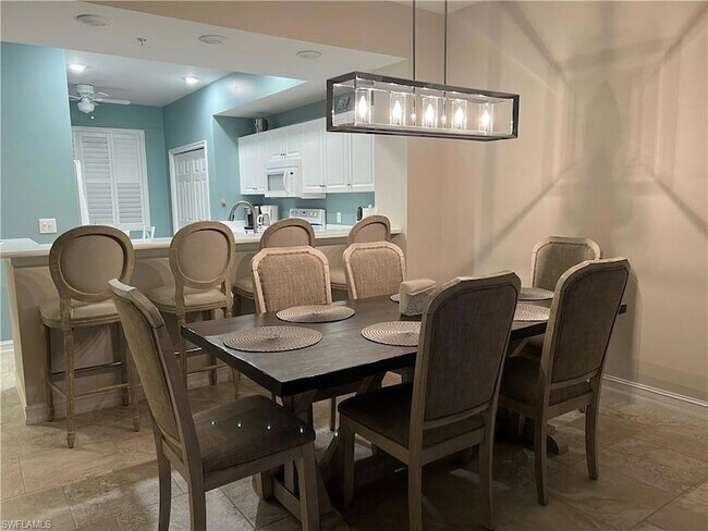 Building Photo - 10820 Palazzo Way