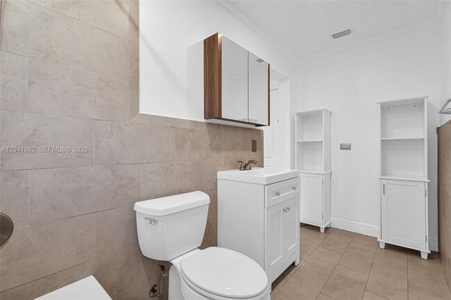 Building Photo - 7700 SW 139th Ter