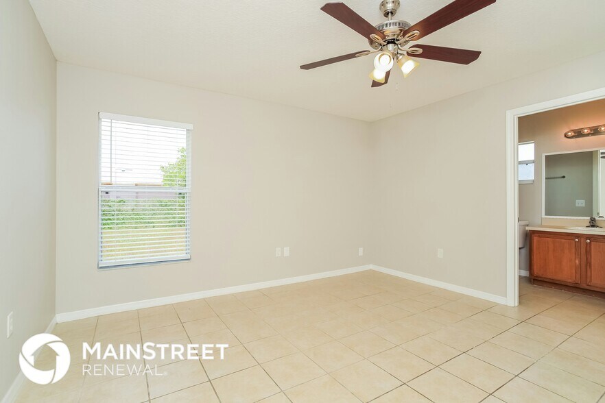 Building Photo - 350 Lauderdale Ct