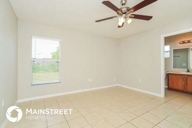 Building Photo - 350 Lauderdale Ct