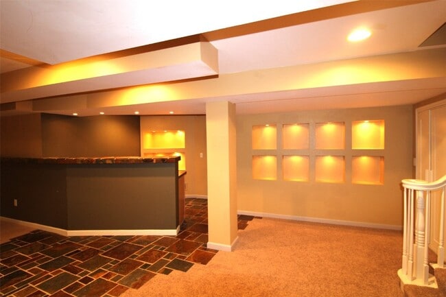 Building Photo - 1647 Wildhorse Pkwy Dr