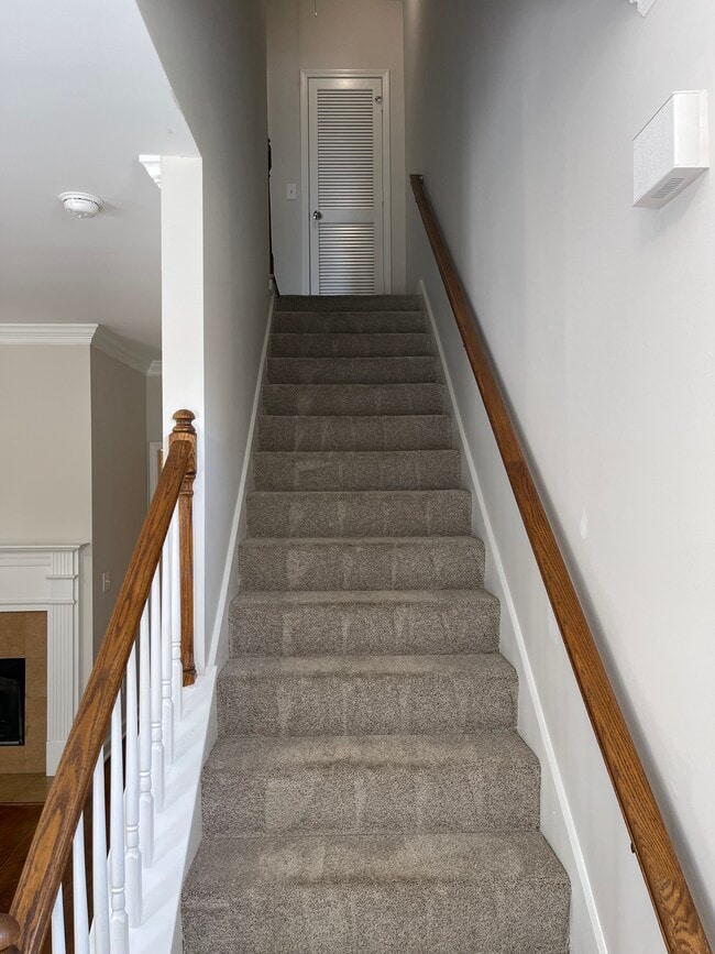 Building Photo - 407 Newport Meadows Cir